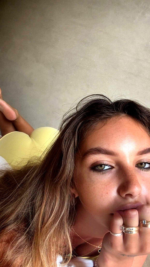 joell_perry snapchat image archive image