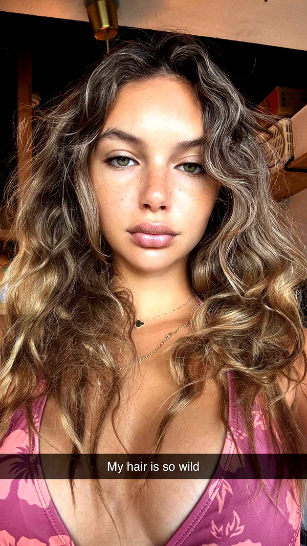 joell_perry snapchat image archive image