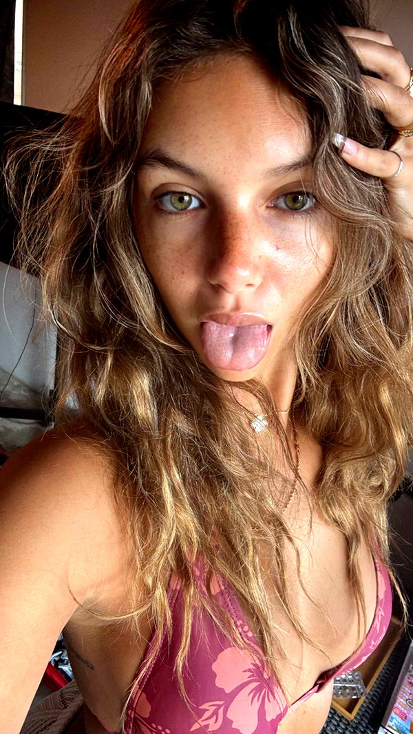 joell_perry snapchat image archive image