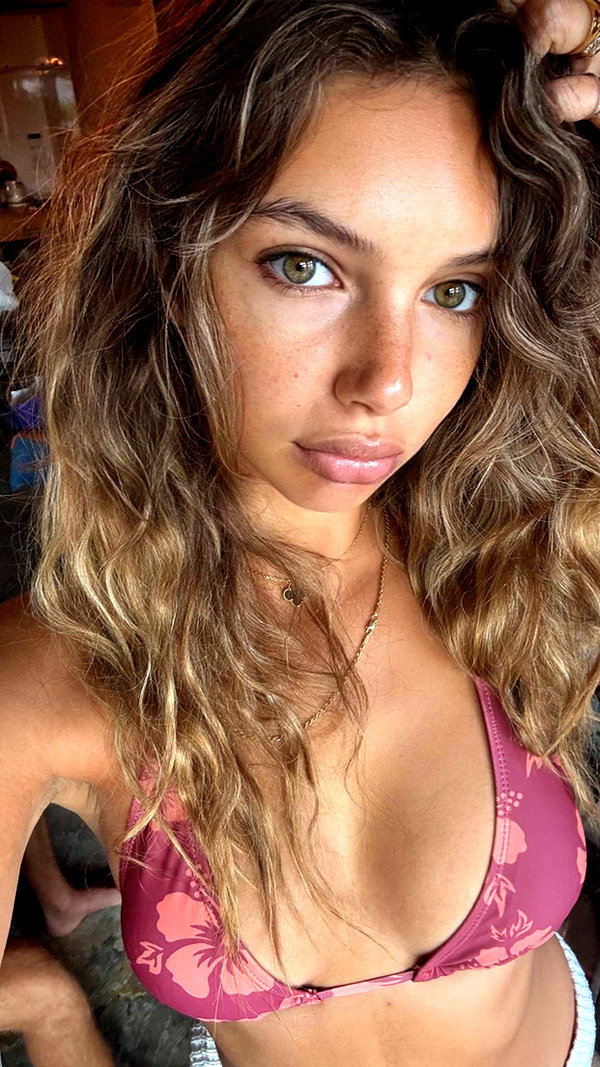 joell_perry snapchat image archive image