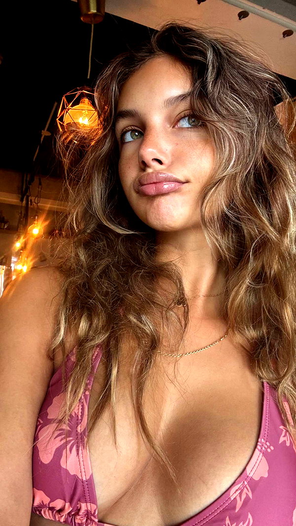 joell_perry snapchat image archive image
