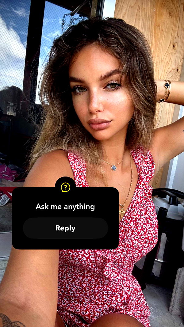 joell_perry snapchat image archive image