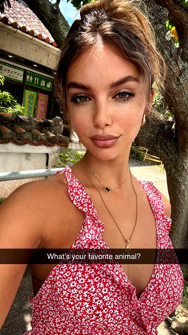 joell_perry snapchat image archive image