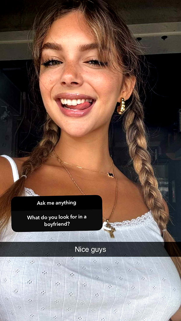 joell_perry snapchat image archive image