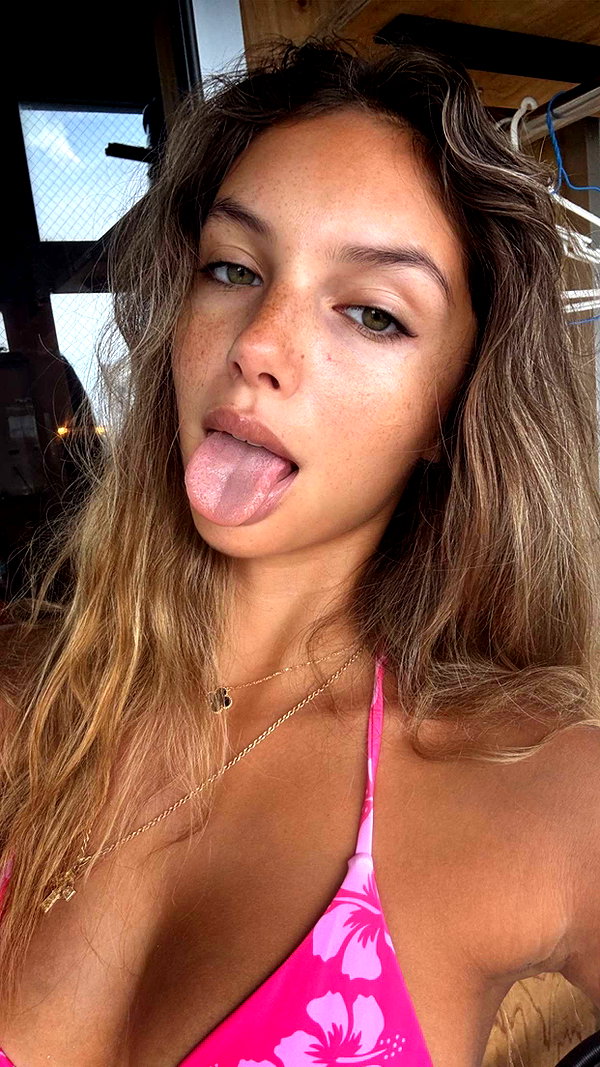 joell_perry snapchat image archive image