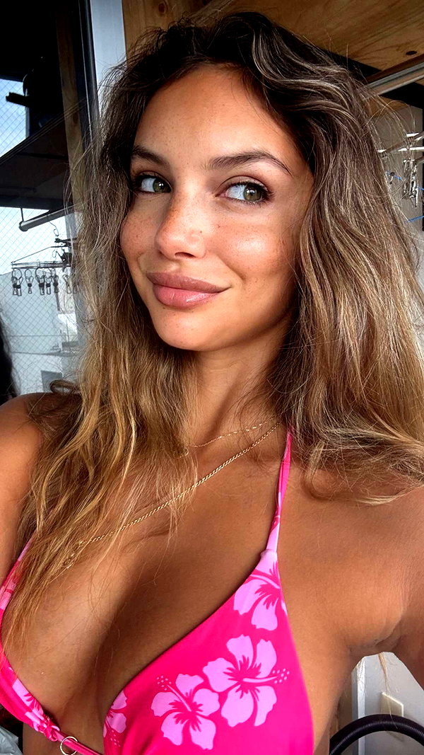 joell_perry snapchat image archive image