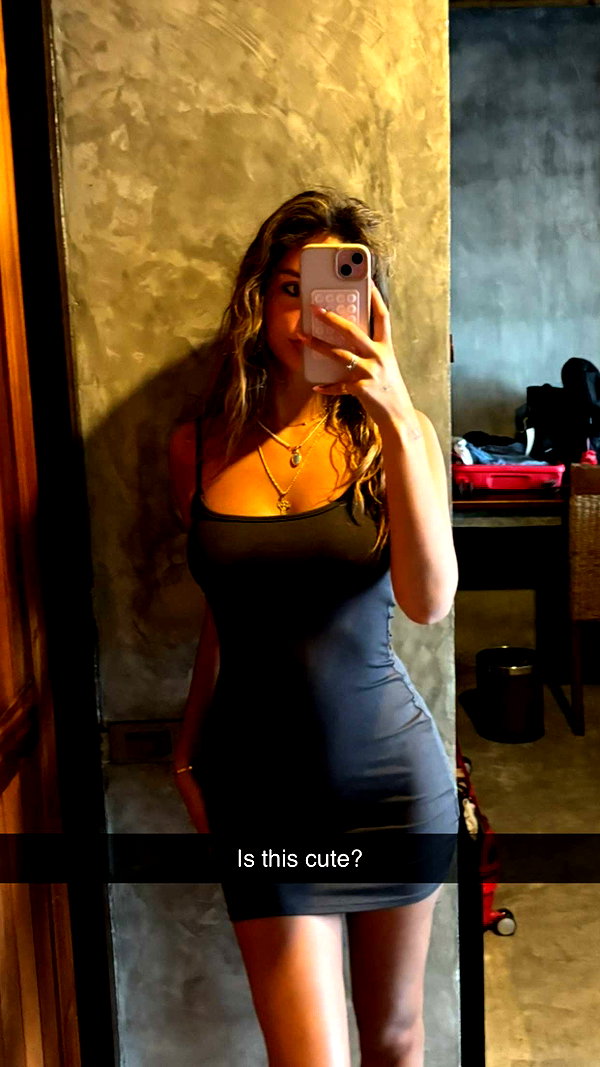 joell_perry snapchat image archive image