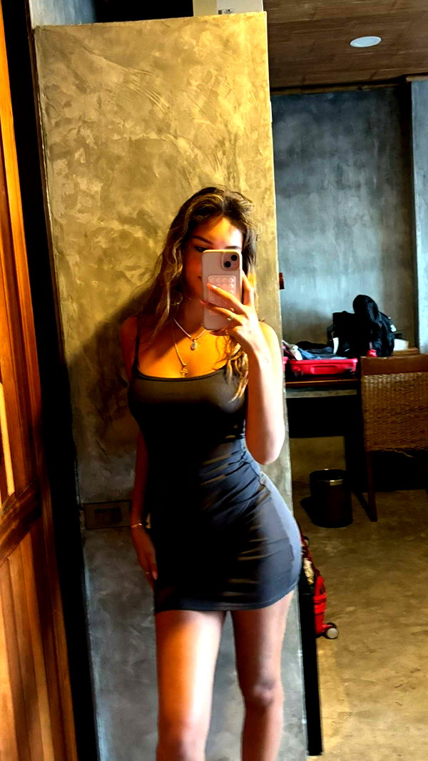joell_perry snapchat image archive image
