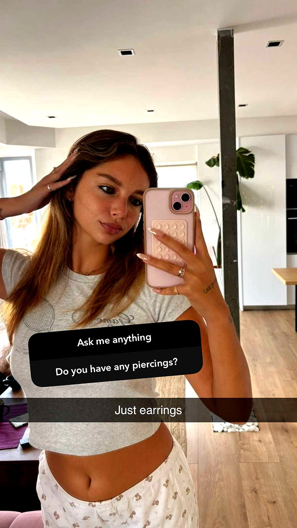joell_perry snapchat image archive image