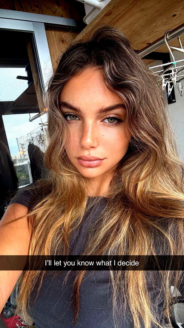 joell_perry snapchat image archive image