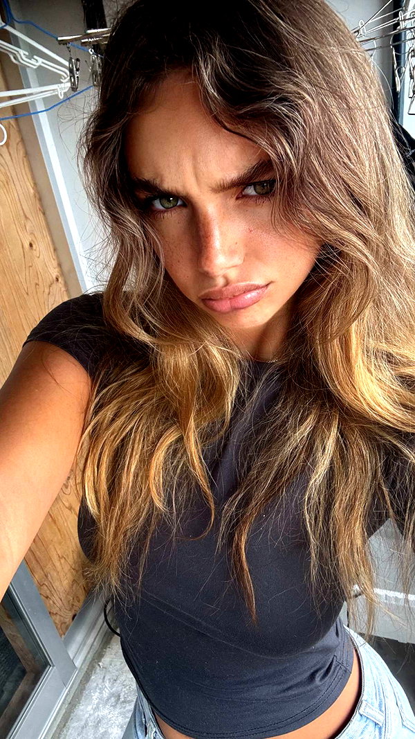 joell_perry snapchat image archive image