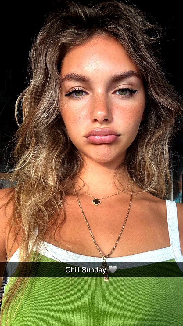 joell_perry snapchat image archive image