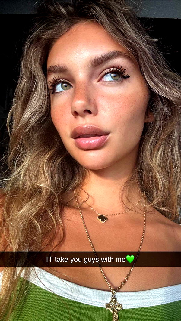 joell_perry snapchat image archive image