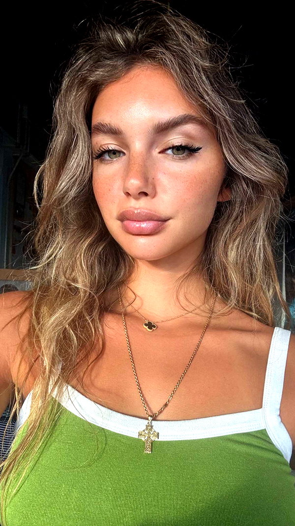 joell_perry snapchat image archive image