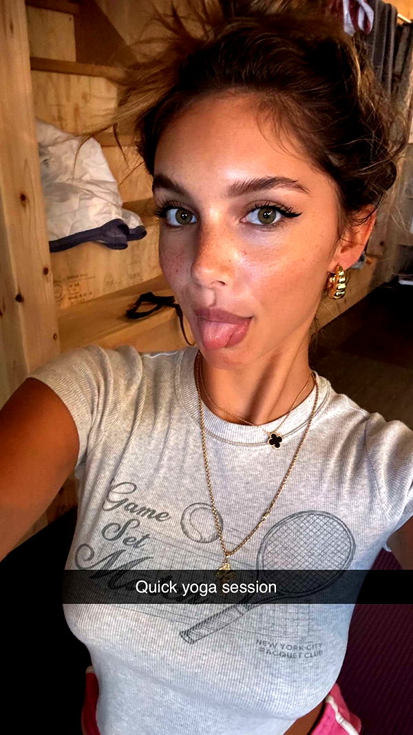 joell_perry snapchat image archive image