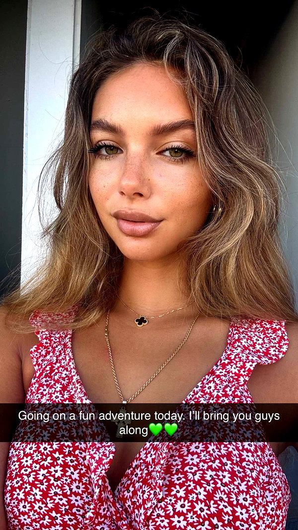 joell_perry snapchat image archive image