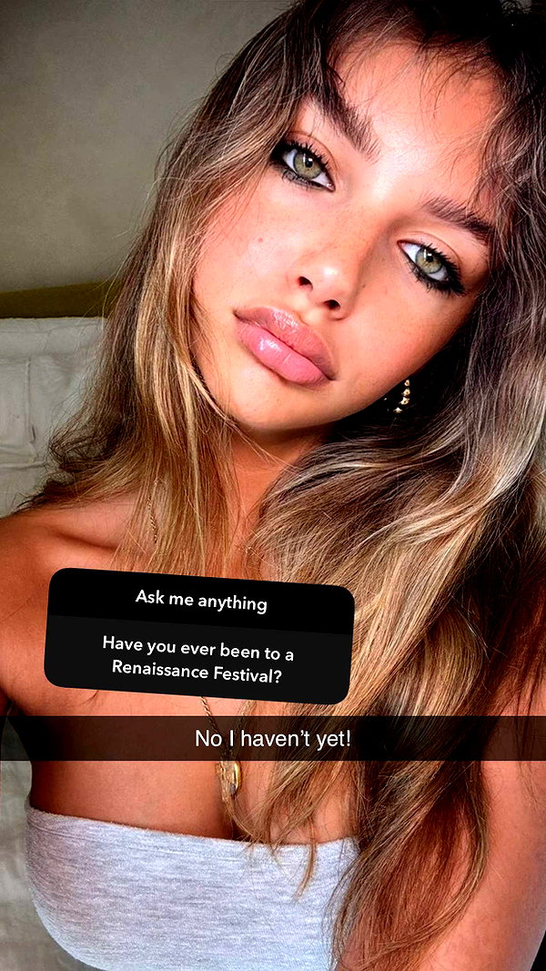 joell_perry snapchat image archive image