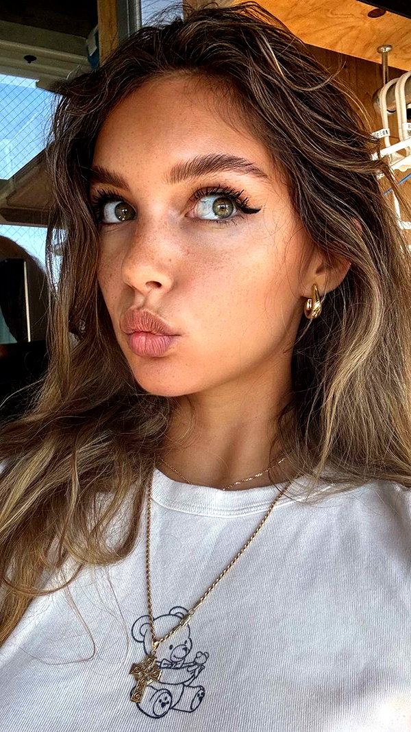 joell_perry snapchat image archive image