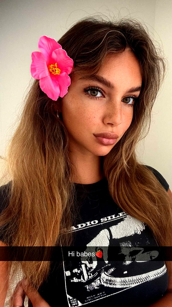 joell_perry snapchat image archive image