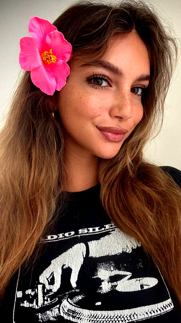joell_perry snapchat image archive image