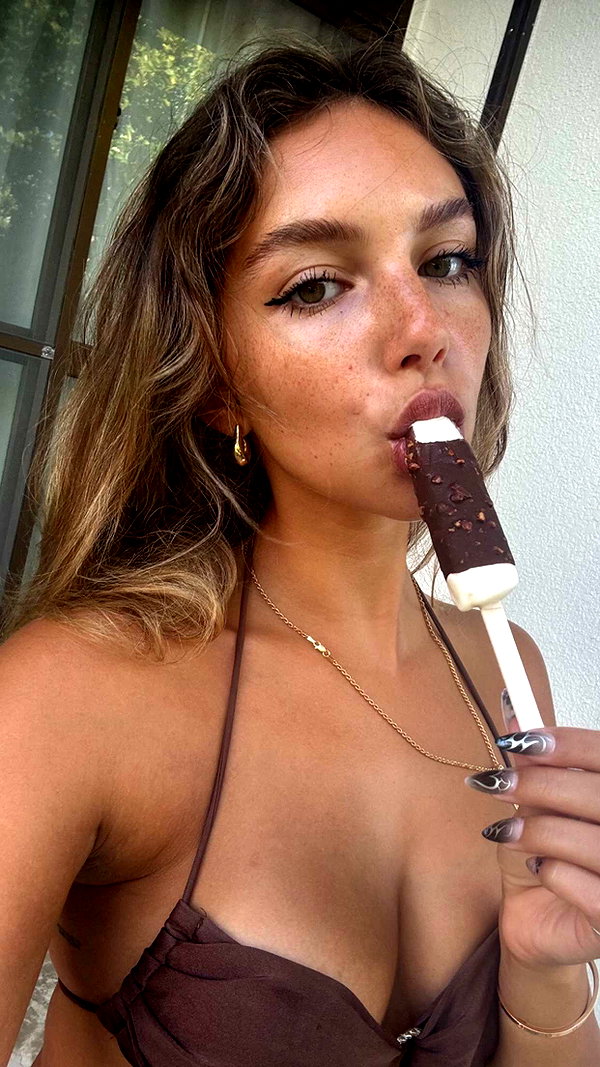 joell_perry snapchat image archive image