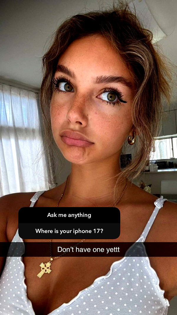 joell_perry snapchat image archive image