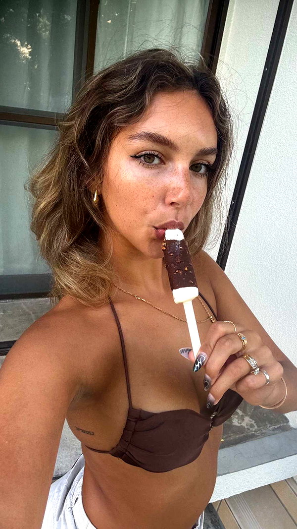joell_perry snapchat image archive image