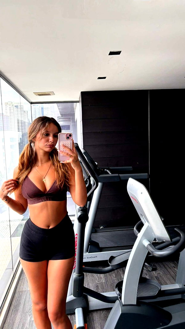 joell_perry snapchat image archive image