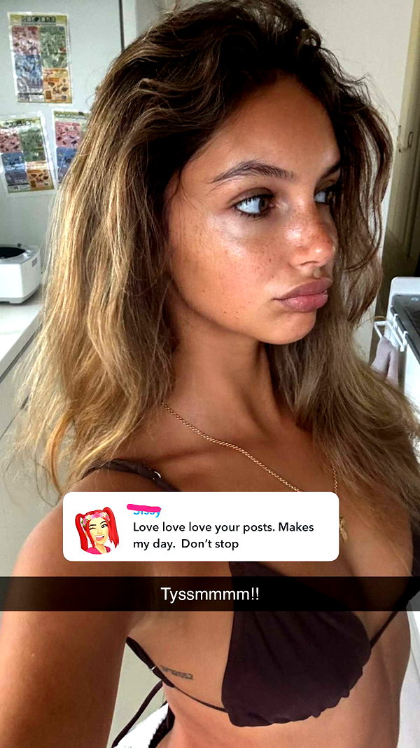 joell_perry snapchat image archive image