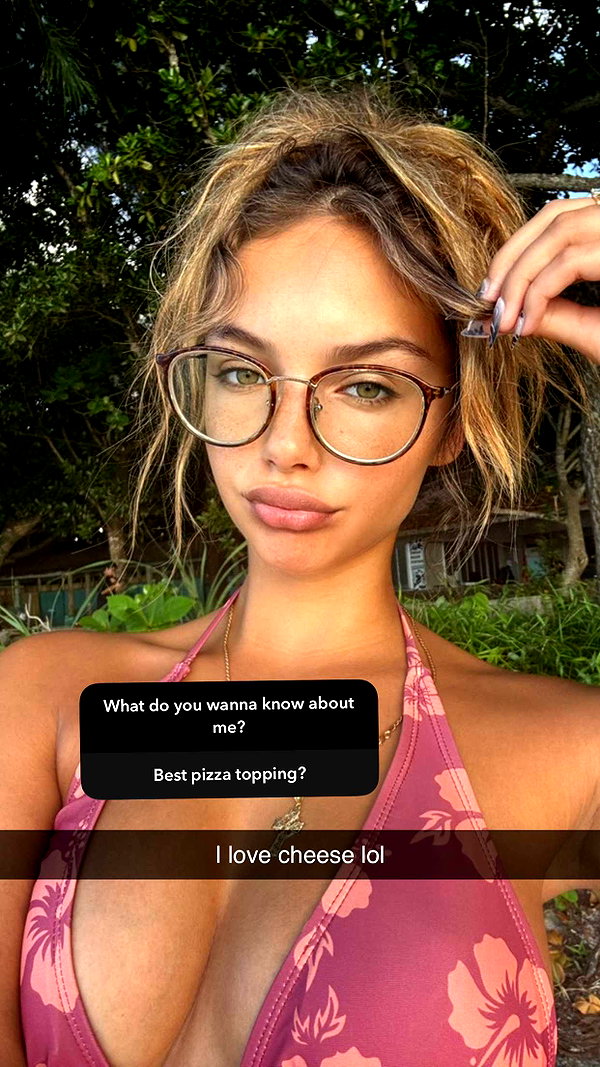 joell_perry snapchat image archive image