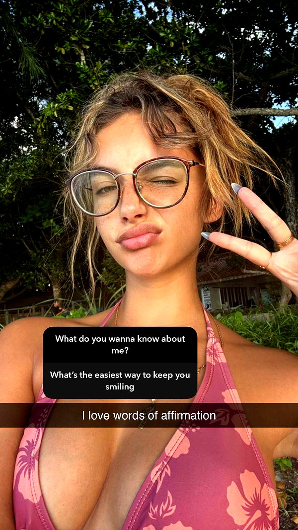 joell_perry snapchat image archive image