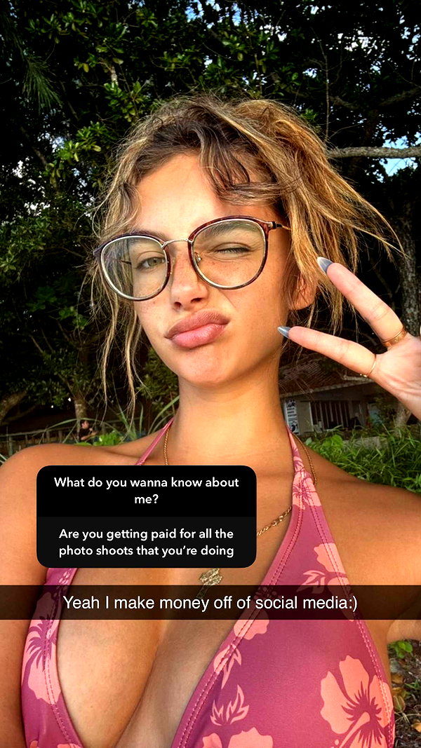joell_perry snapchat image archive image