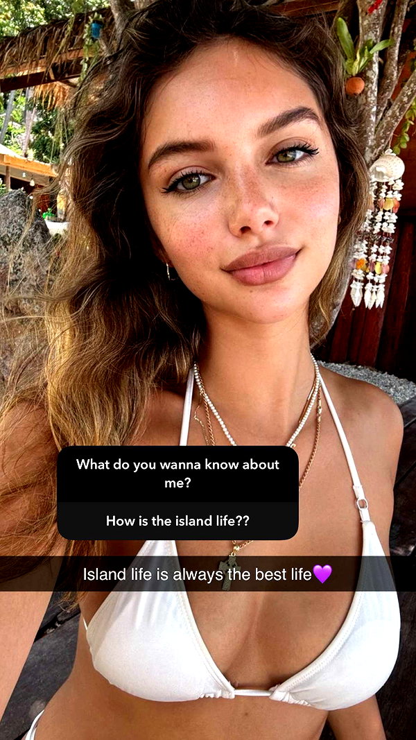joell_perry snapchat image archive image