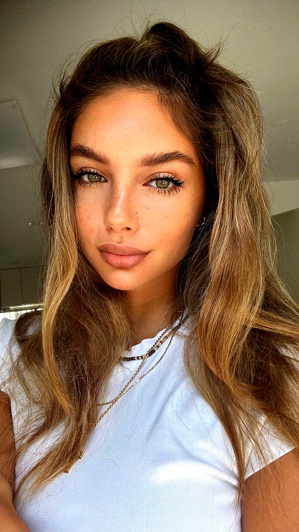 joell_perry snapchat image archive image