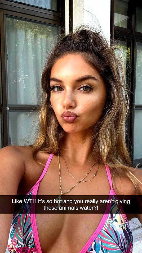 joell_perry snapchat image archive image
