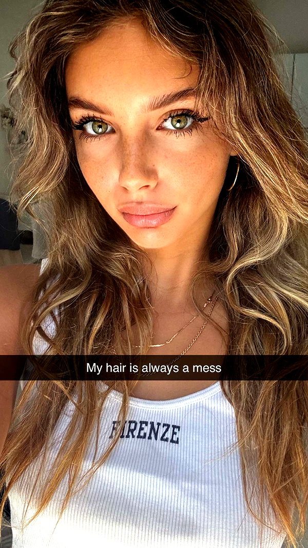 joell_perry snapchat image archive image