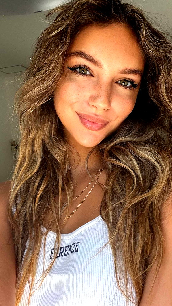 joell_perry snapchat image archive image
