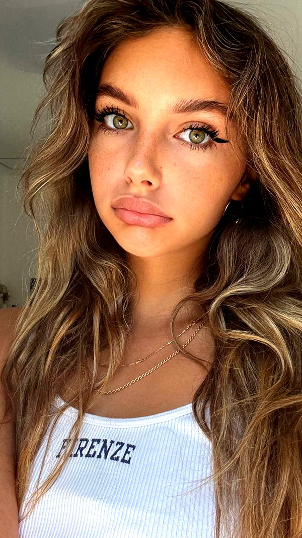 joell_perry snapchat image archive image