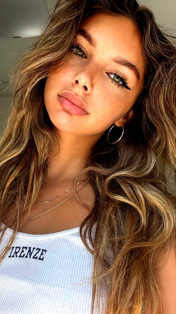 joell_perry snapchat image archive image