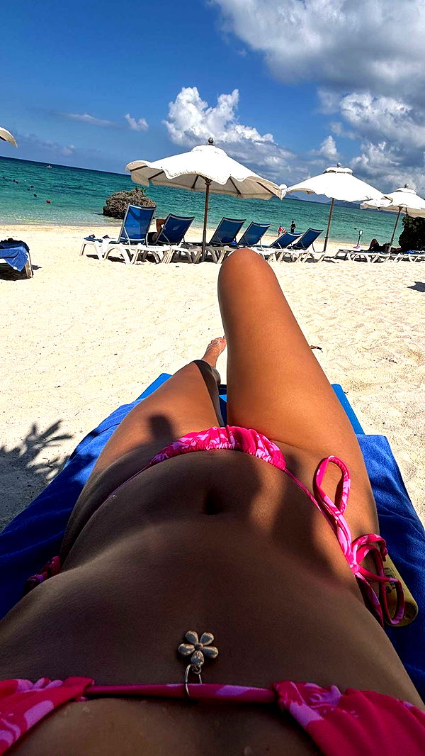 joell_perry image ~ Altpins