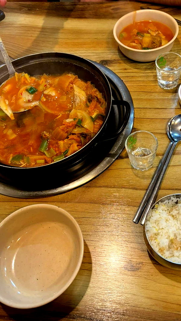 joell_perry image ~ Altpins