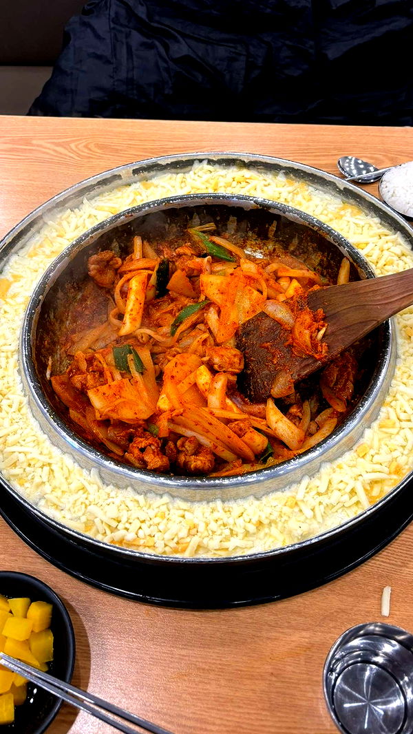 joell_perry image ~ Altpins