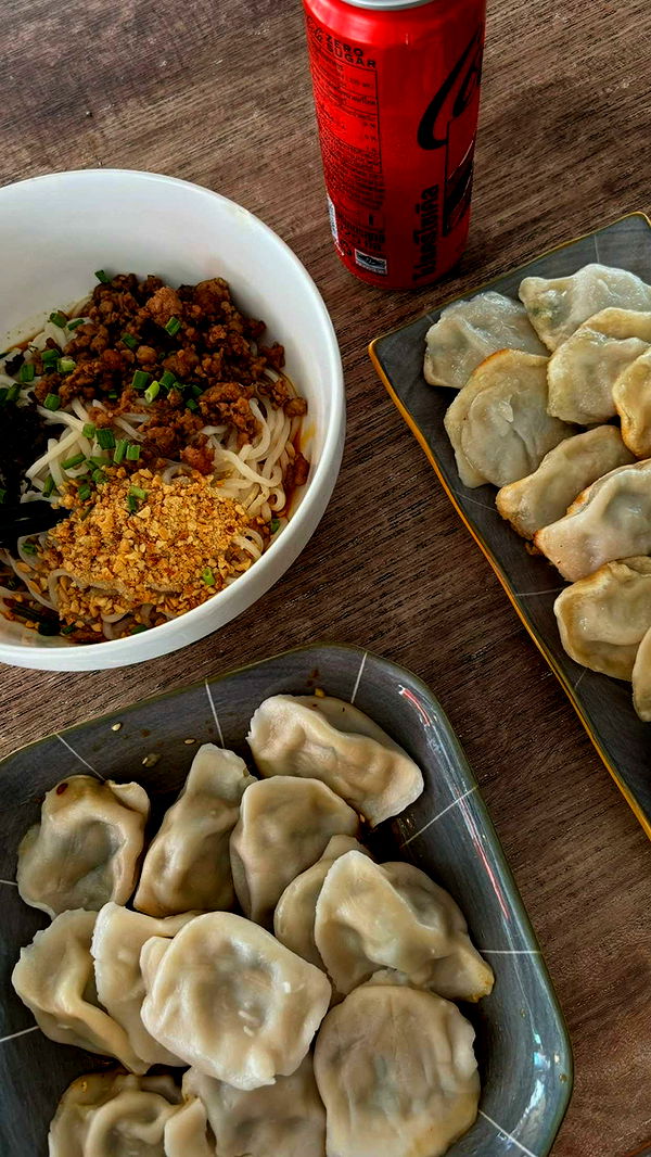 joell_perry image ~ Altpins