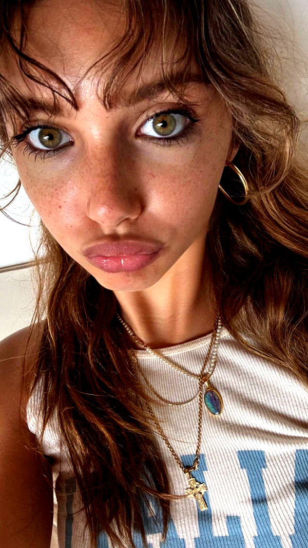 joell_perry image ~ Altpins