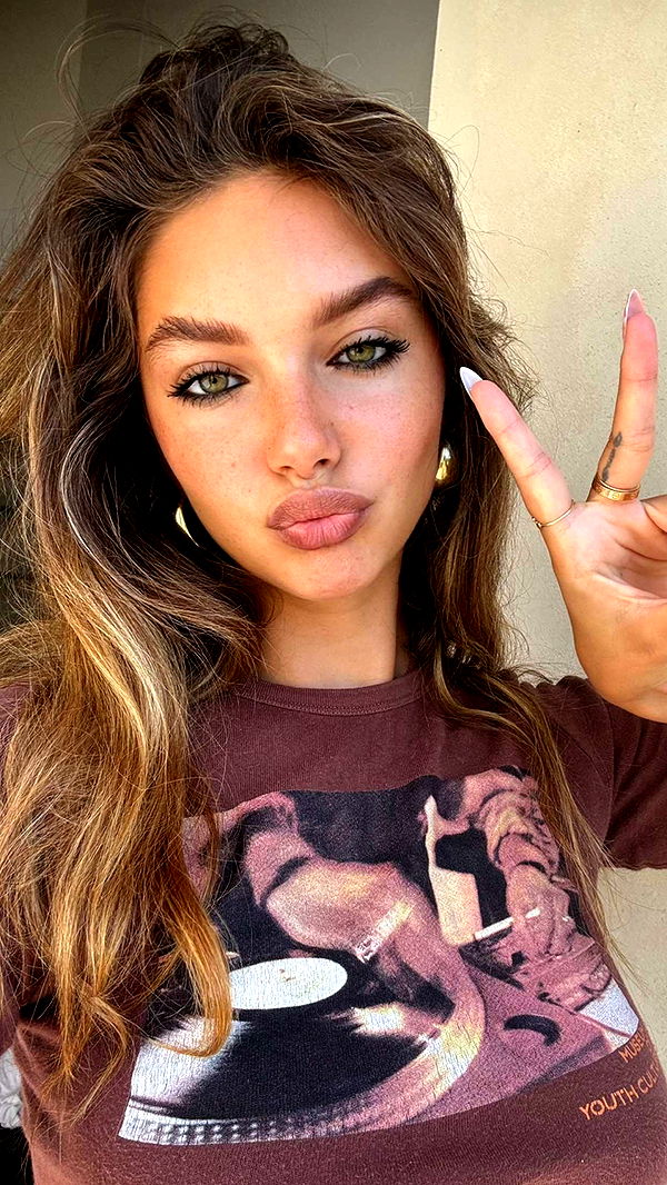 joell_perry image ~ Altpins