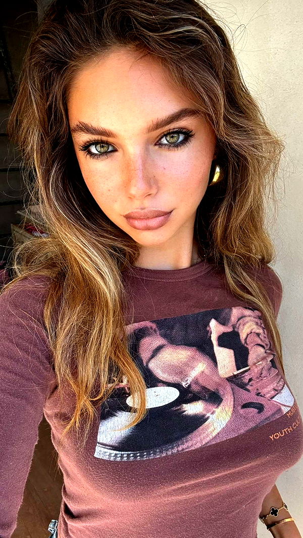 joell_perry image ~ Altpins