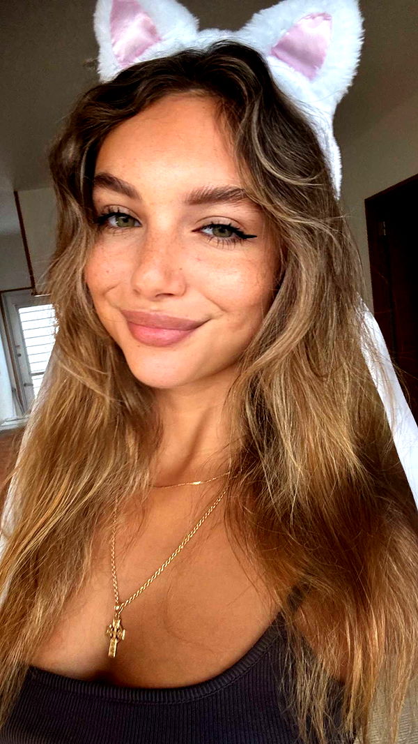 joell_perry image ~ Altpins