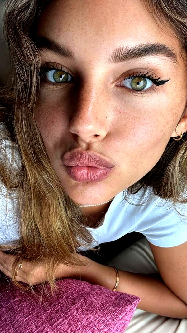 joell_perry image ~ Altpins