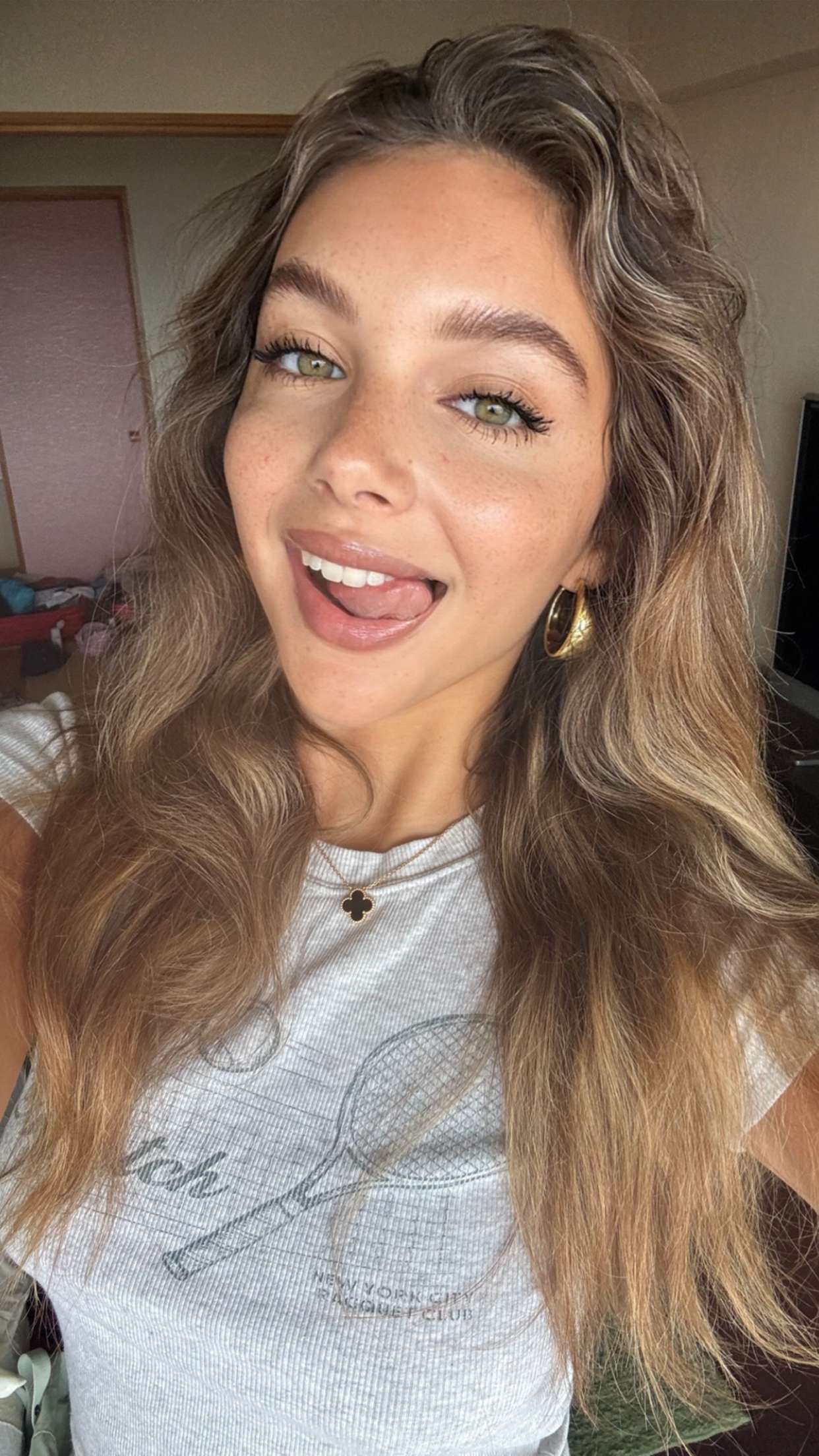 joell_perry snapchat image archive image