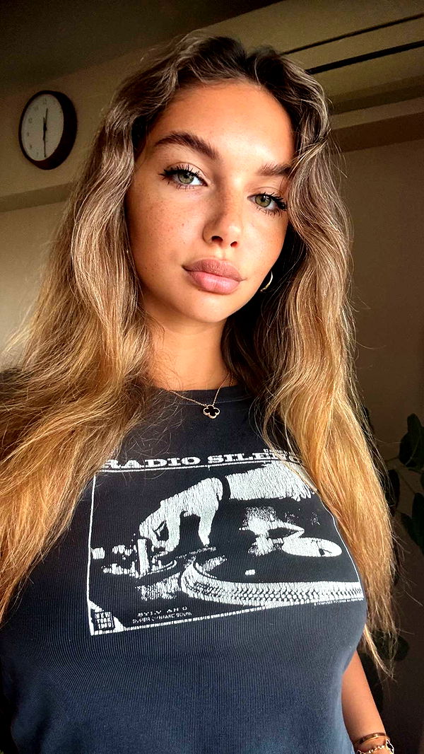 joell_perry image ~ Altpins